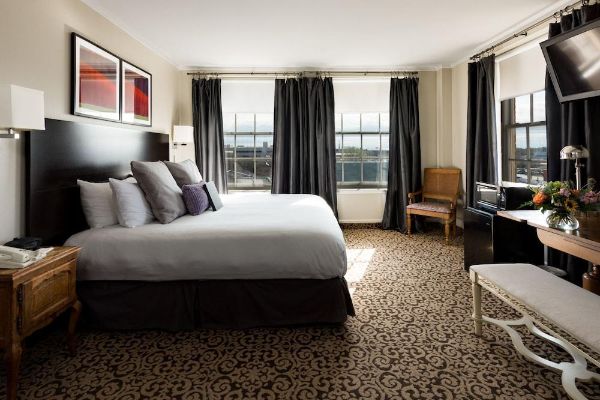 LaSalle Boutique Hotel and The Downtown Elixir and Spirits (Bryan)